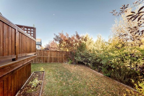 1046 Channelside Way Sw, Airdrie, AB - Outdoor