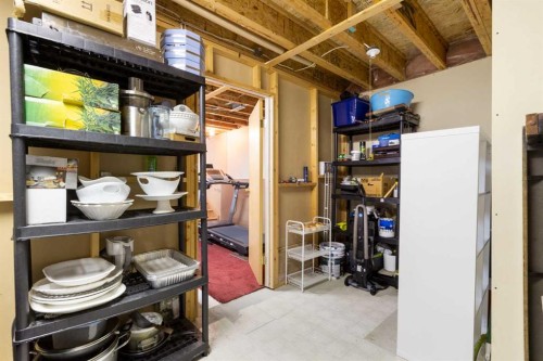 331 Coverdale Court Ne, Calgary, AB - Indoor
