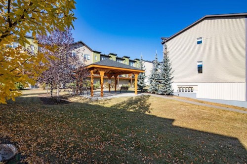 1426-2461 Baysprings Link Sw, Airdrie, AB - Outdoor