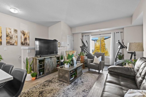 1426-2461 Baysprings Link Sw, Airdrie, AB - Indoor Photo Showing Living Room