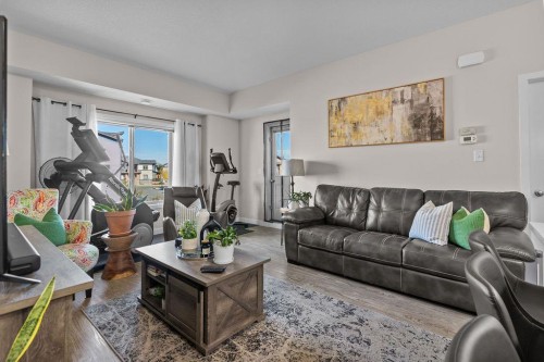 1426-2461 Baysprings Link Sw, Airdrie, AB - Indoor Photo Showing Living Room