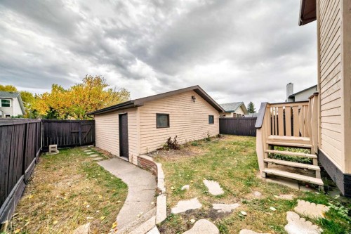 311 Shawnessy Drive Sw, Calgary, AB - Outdoor With Exterior