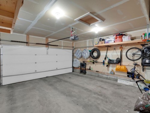 551 Evansborough Way Nw, Calgary, AB - Indoor Photo Showing Garage