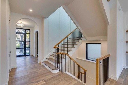 3207 Alfege Street Sw, Calgary, AB - Indoor Photo Showing Other Room