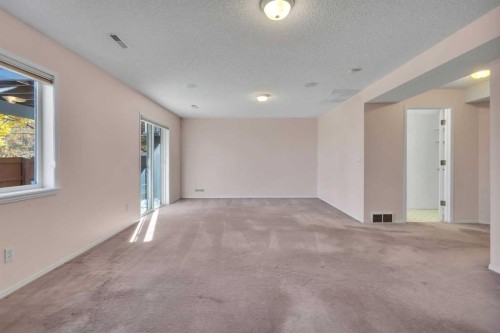 140 Valley Ridge Heights Nw, Calgary, AB - Indoor Photo Showing Other Room