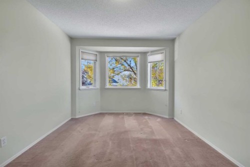 140 Valley Ridge Heights Nw, Calgary, AB - Indoor Photo Showing Other Room