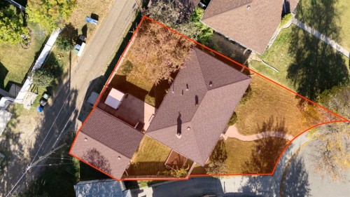 58 Kingsland Place Sw, Calgary, AB - Outdoor