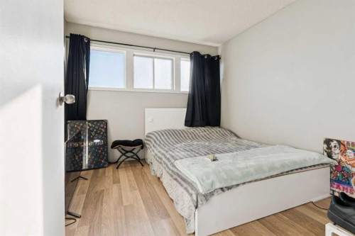 218 Falmere Way Ne, Calgary, AB - Indoor Photo Showing Bedroom