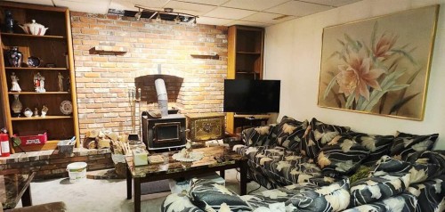 5202 Whitestone Road Ne, Calgary, AB - Indoor