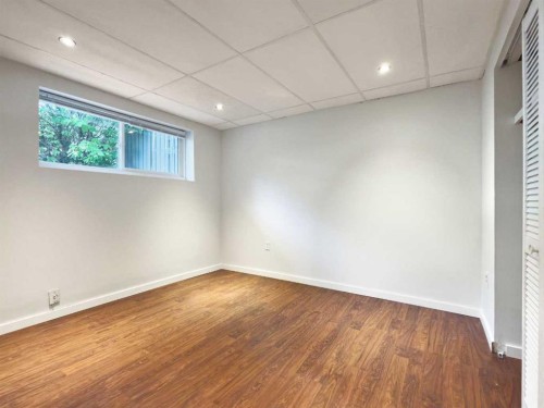 92-6915 Ranchview Drive Nw, Calgary, AB - Indoor Photo Showing Other Room