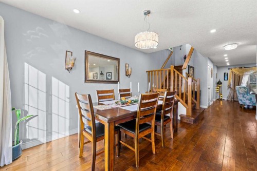 9287 Saddlebrook Drive Ne, Calgary, AB - Indoor Photo Showing Dining Room