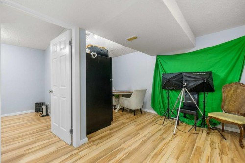 9287 Saddlebrook Drive Ne, Calgary, AB - Indoor Photo Showing Other Room