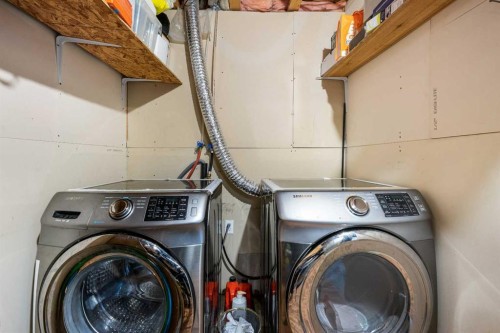 9287 Saddlebrook Drive Ne, Calgary, AB - Indoor Photo Showing Laundry Room