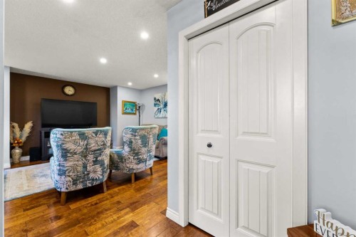 9287 Saddlebrook Drive Ne, Calgary, AB - Indoor