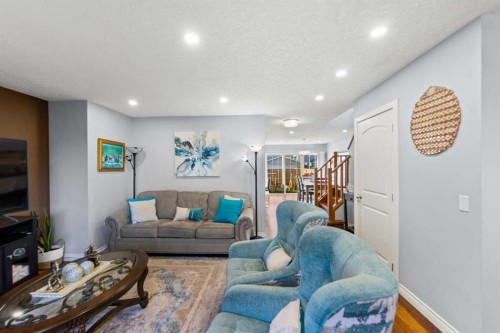 9287 Saddlebrook Drive Ne, Calgary, AB - Indoor Photo Showing Living Room