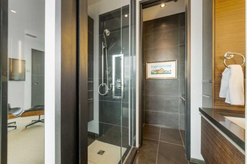 2004-108 9Th Avenue Sw, Calgary, AB - Indoor Photo Showing Other Room