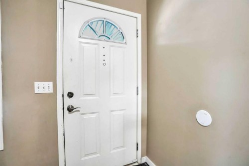 702-760 Railway Gate Sw, Airdrie, AB - Indoor Photo Showing Other Room