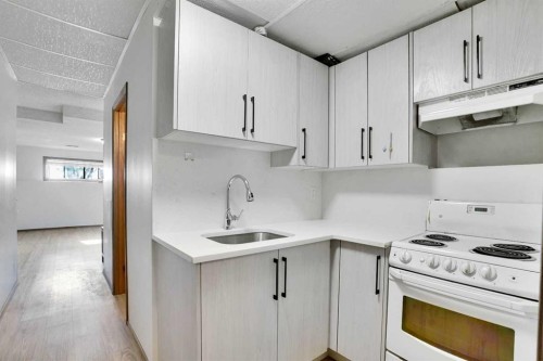 52 Erin Park Drive Se, Calgary, AB - Indoor Photo Showing Kitchen