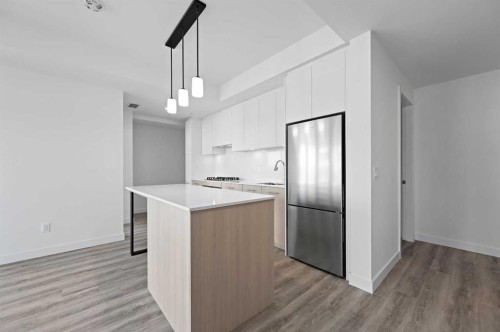 1102-730 2 Avenue Sw, Calgary, AB - Indoor Photo Showing Kitchen