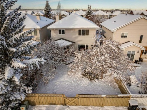 219 Chapalina Place Se, Calgary, AB - Outdoor