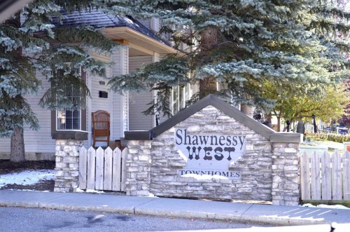 12 Shawbrooke Court Sw, Calgary, AB - Outdoor