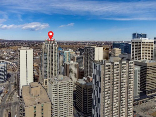 3303-930 6 Avenue Sw, Calgary, AB - Outdoor