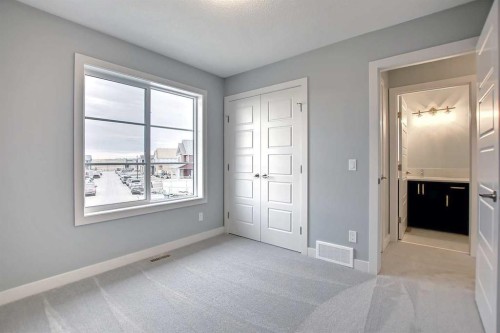 37 Southborough Lane, Cochrane, AB - Indoor Photo Showing Other Room