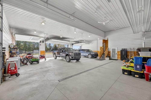 1474 Twp314, Rural Mountain View County, AB - Indoor Photo Showing Garage