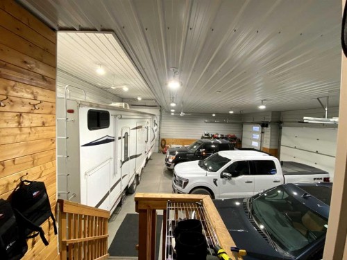 1474 Twp314, Rural Mountain View County, AB - Indoor Photo Showing Garage
