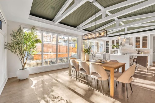 625 Britannia Drive Sw, Calgary, AB - Indoor Photo Showing Dining Room