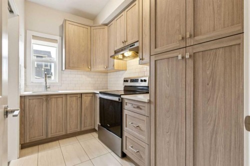118 Saddlestone Park Ne, Calgary, AB - Indoor Photo Showing Kitchen