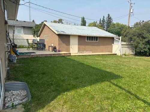 4736 Worcester Drive Sw, Calgary, AB - Outdoor