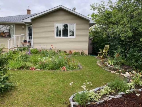 4736 Worcester Drive Sw, Calgary, AB - Outdoor With Deck Patio Veranda