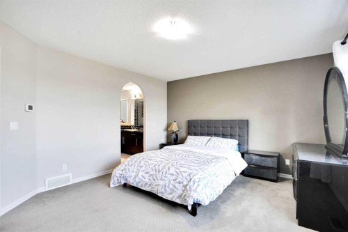 60 Cranarch Rise Se, Calgary, AB - Indoor Photo Showing Bedroom