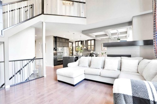 60 Cranarch Rise Se, Calgary, AB - Indoor Photo Showing Living Room