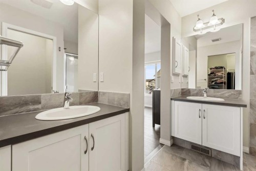 76 Legacy Glen Row Se, Calgary, AB - Indoor Photo Showing Bathroom