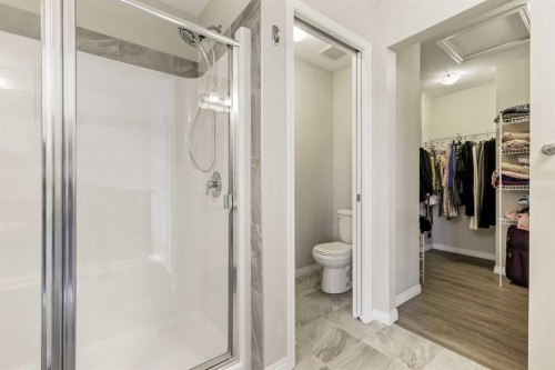 76 Legacy Glen Row Se, Calgary, AB - Indoor Photo Showing Bathroom