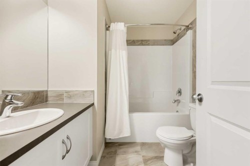 76 Legacy Glen Row Se, Calgary, AB - Indoor Photo Showing Bathroom