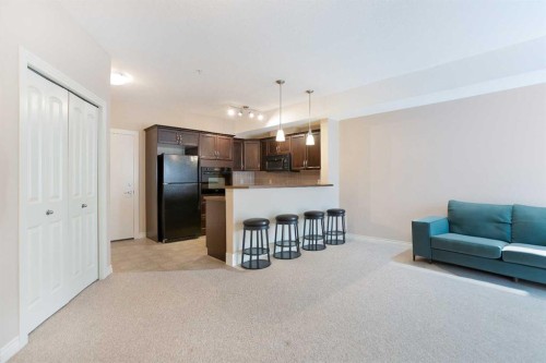 217-60 Royal Oak Plaza Nw, Calgary, AB - Indoor