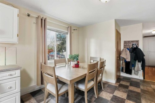 2615 37 Street Sw, Calgary, AB - Indoor Photo Showing Dining Room