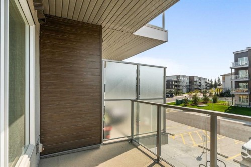 213-660 Shawnee Square Sw, Calgary, AB - Outdoor With Balcony With Exterior