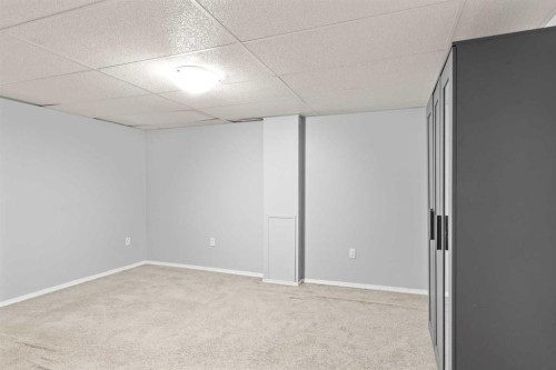 132 Whitehill Place Ne, Calgary, AB - Indoor Photo Showing Other Room
