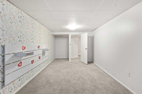 132 Whitehill Place Ne, Calgary, AB - Indoor Photo Showing Other Room