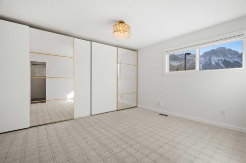 327 Canyon Close, Canmore, AB - Indoor Photo Showing Other Room