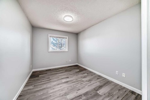 10134 Hidden Valley Drive Nw, Calgary, AB - Indoor Photo Showing Other Room