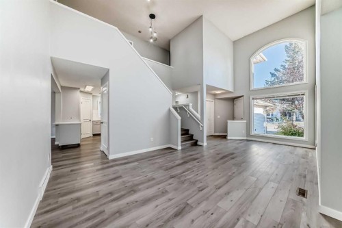 10134 Hidden Valley Drive Nw, Calgary, AB - Indoor Photo Showing Other Room