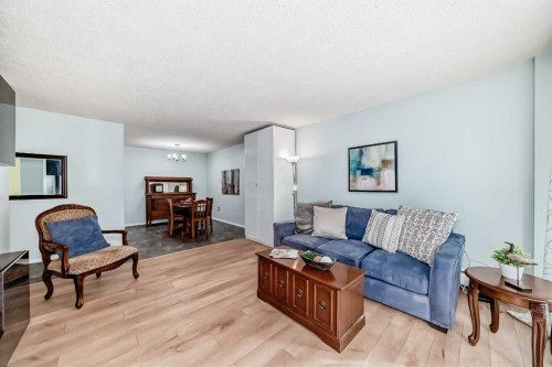 191-8948 Elbow Drive Sw, Calgary, AB - Indoor Photo Showing Living Room