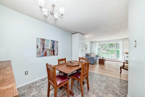 191-8948 Elbow Drive Sw, Calgary, AB - Indoor Photo Showing Dining Room