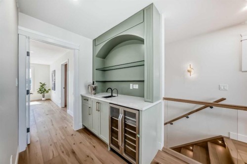 2313 23 Avenue Sw, Calgary, AB - Indoor Photo Showing Other Room