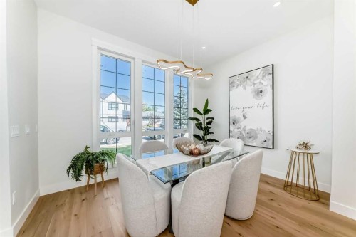 2313 23 Avenue Sw, Calgary, AB - Indoor